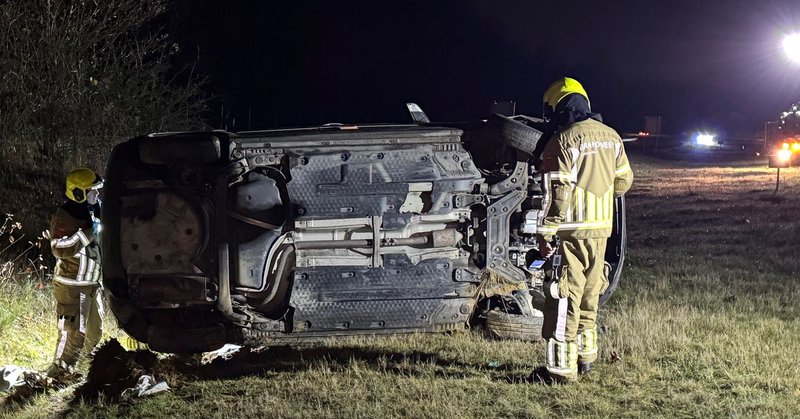 Auto slaat over de kop op A73 bij Beesel