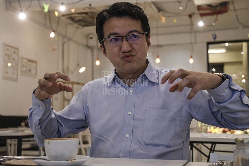 msianinsight's tweet card. Muhyiddin silap kerana terlalu percayakan Hamzah Zainuddin, katanya.