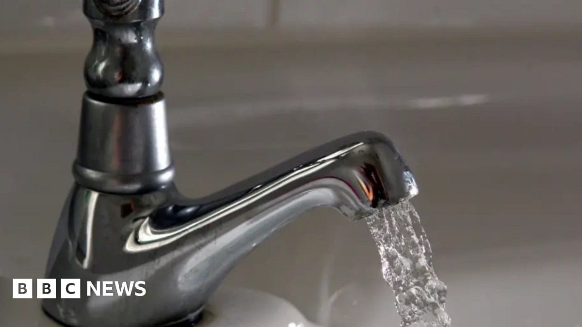 BBCRadioKent's tweet card. The issue is not expected to be resolved until 18:00 GMT, South East Water has said.