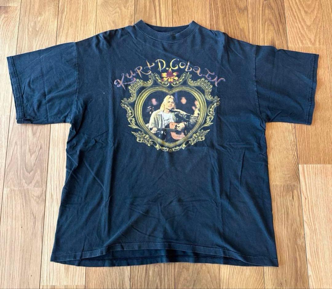 zbsA8hTOATZN's tweet card. vintage 90'S KURT COBAIN 追悼Tシャツ NIRVANAをメルカリでお得に通販、誰でも安心して簡単に売り買いが楽しめるフリマサービスです。新品/未使用品も多数、支払いはクレジットカード・キャリア決済・コンビニ・銀行ATMが利用可能で、品物が届いてから出品者に入金される独自システムのため安心です。