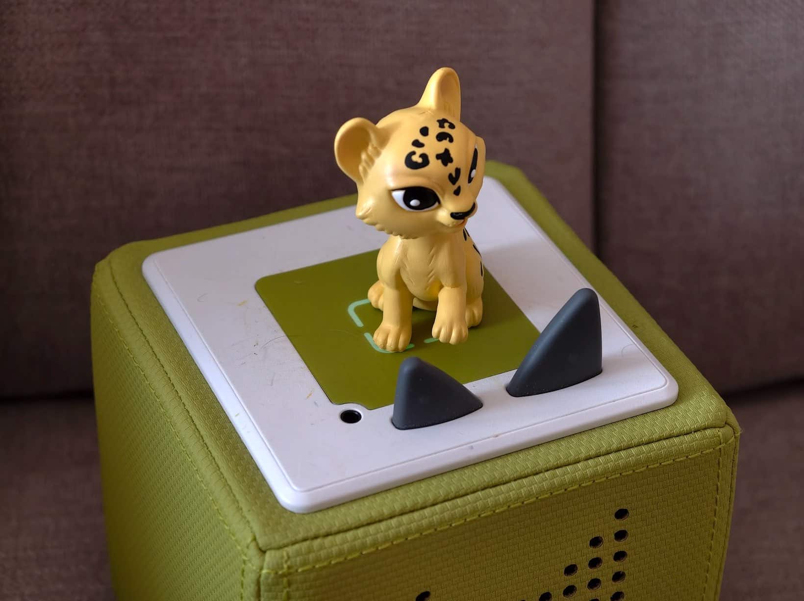 SmartDroidDE's tweet card. Damals wusste ich nichts davon: Oma kaufte unserem Sohn eine Toniebox. Ob ich mich selbst dafür entschieden hätte, kann ich bis heute nicht sagen. Was ich