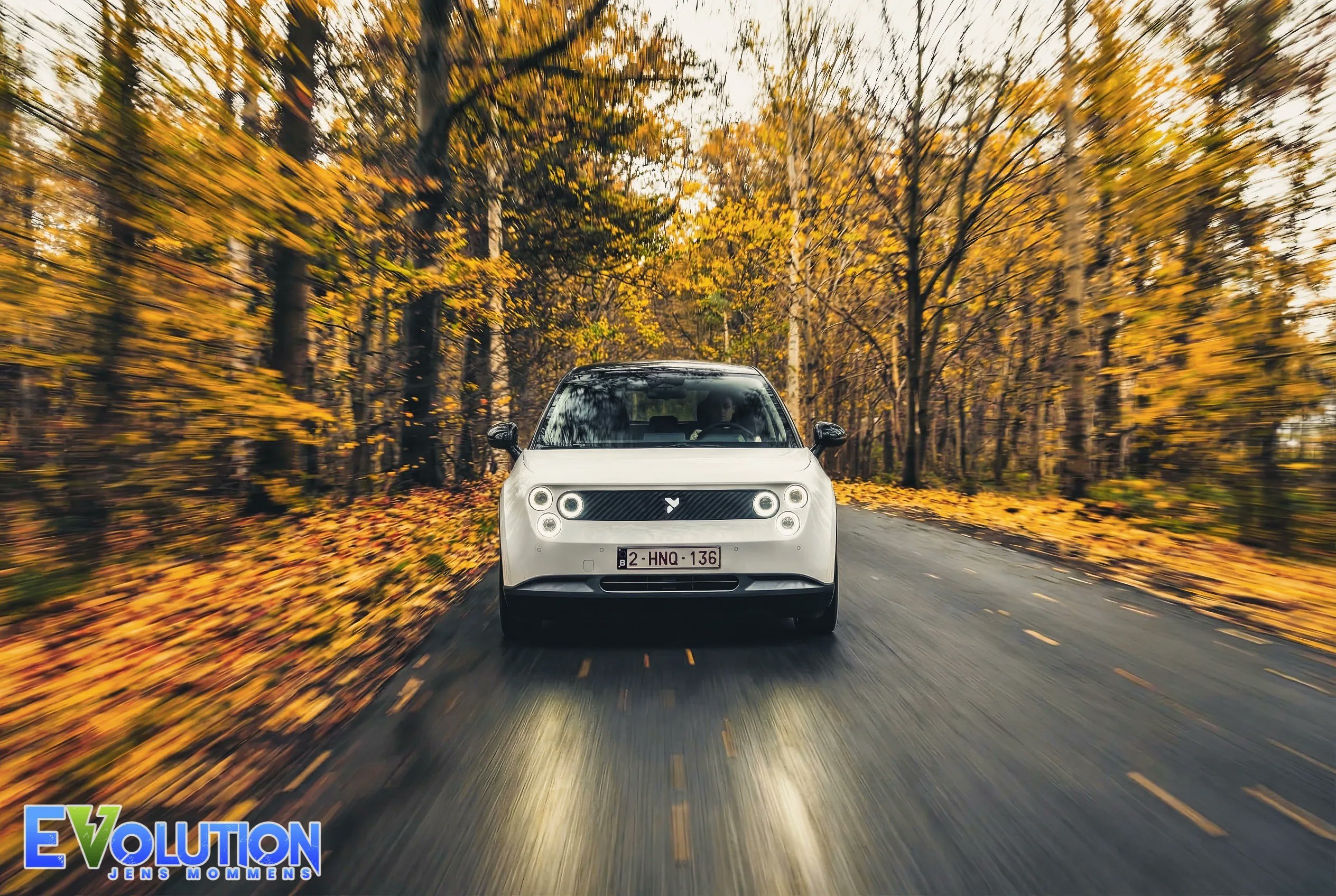 EV_olution_be's tweet card. Review Firefly | Ontdek hoe NIO met zijn nieuwe dochtermerk Firefly een verrassend volwassen en premium stads-EV lanceert, nu verkrijgbaar bij Hedin Automotive in België. We bekijken het opvallende...