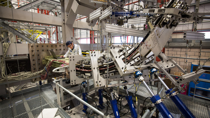 udacity's tweet card. Digital training helps professionals to develop specialist skills not covered in formal education