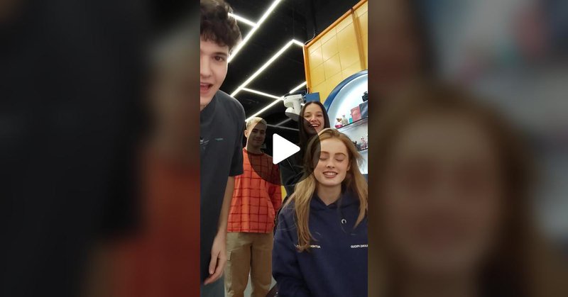 Tweet card summary image