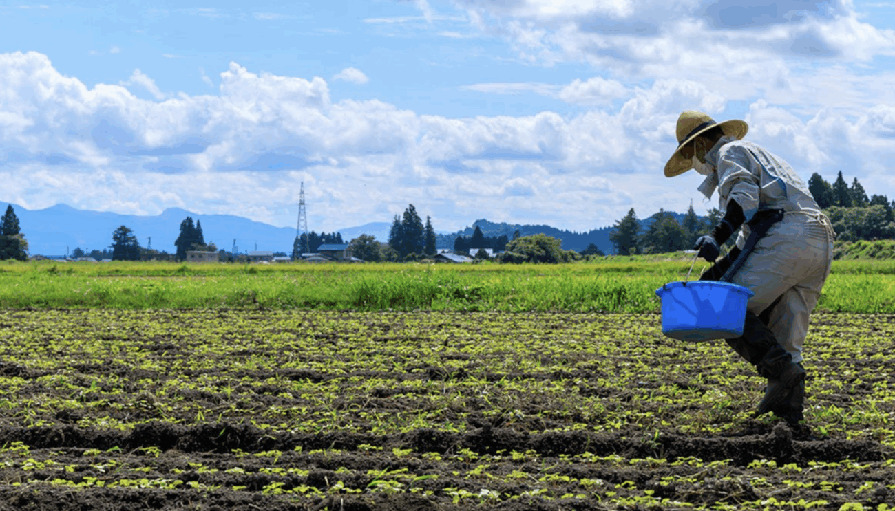 Rapt_plusalpha's tweet card. 農水省の調査で、自営農業を主な仕事とする「基幹的農業従事者」が102万1000人となり、5年前と比較して34万…