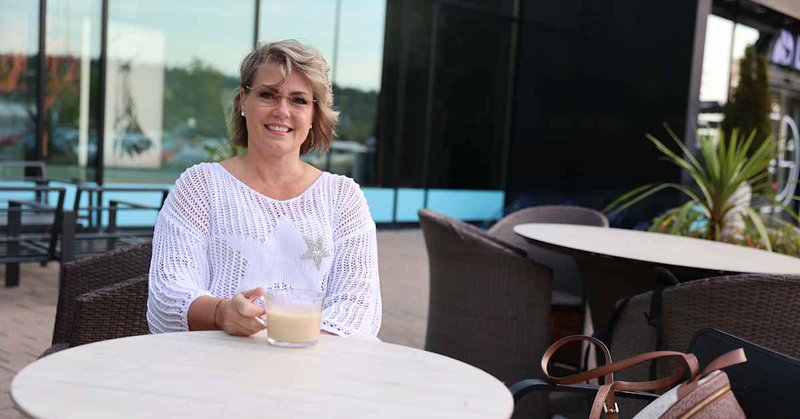 Tweet card summary image