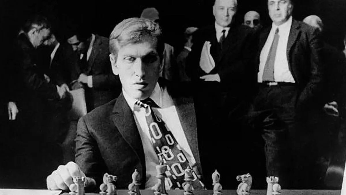 frontline_india's tweet card. The celebrated world of competitive chess is sustained by prodigious talent but shadowed by emotional strain. From Morphy to Naroditsky, the game reveals how genius and fragility often travel...