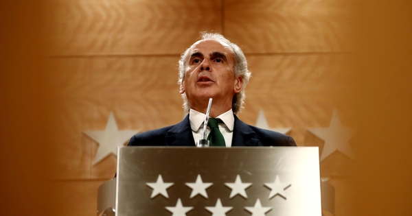 SarasolaKike's tweet card. El consejero lanza un SOS al Gobierno: "Necesitamos material". La comunidad deja de hacer test a los pacientes leves y los considerará pacientes solo con que presenten síntomas