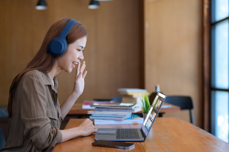 fnind's tweet card. नयी दिल्ली, नौ नवंबर (भाषा) शिक्षा प्रौद्योगिकी यूनिकॉर्न फिजिक्सवाला ऑनलाइन शिक्षा के माध्यम को लेकर आशान्वित है और अपने ऑफलाइन विस्तार पर भी बड़ा दांव लगा