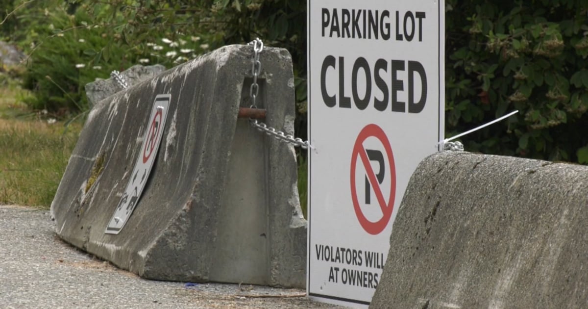 vancouvertrails's tweet card. Bad news for nature-seekers: councillors in the Village of Lions Bay voted on Tuesday to keep access to the area's public parking and hiking trails closed.