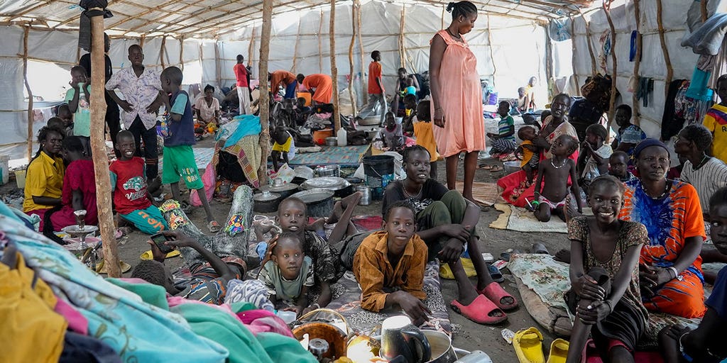 _hudsonc's tweet card. Saudi Crown Prince Mohammed bin Salman asks Trump to intervene in Sudan's devastating war that has killed 400,000 people and displaced 13 million civilians.