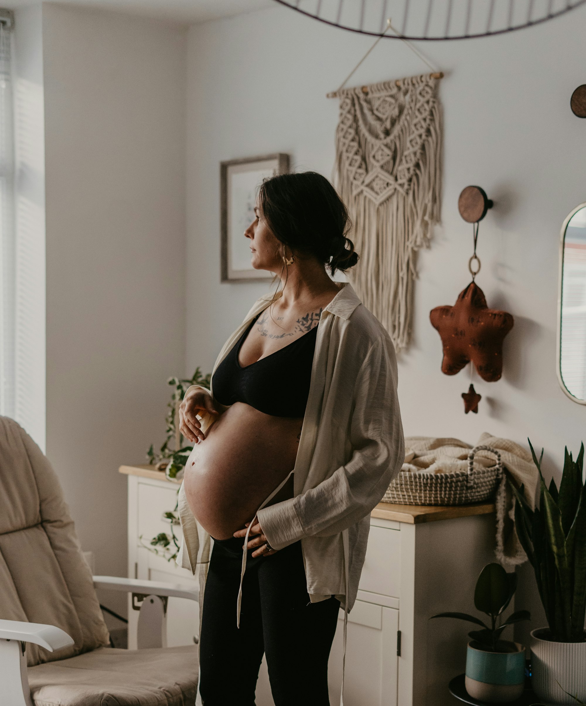 trainernatalieh's tweet card. Pregnancy can feel like a series of unknowns, new symptoms, and strange body changes. This article breaks it down into trimester-specific areas you can focus on so you feel confident, prepared, and...