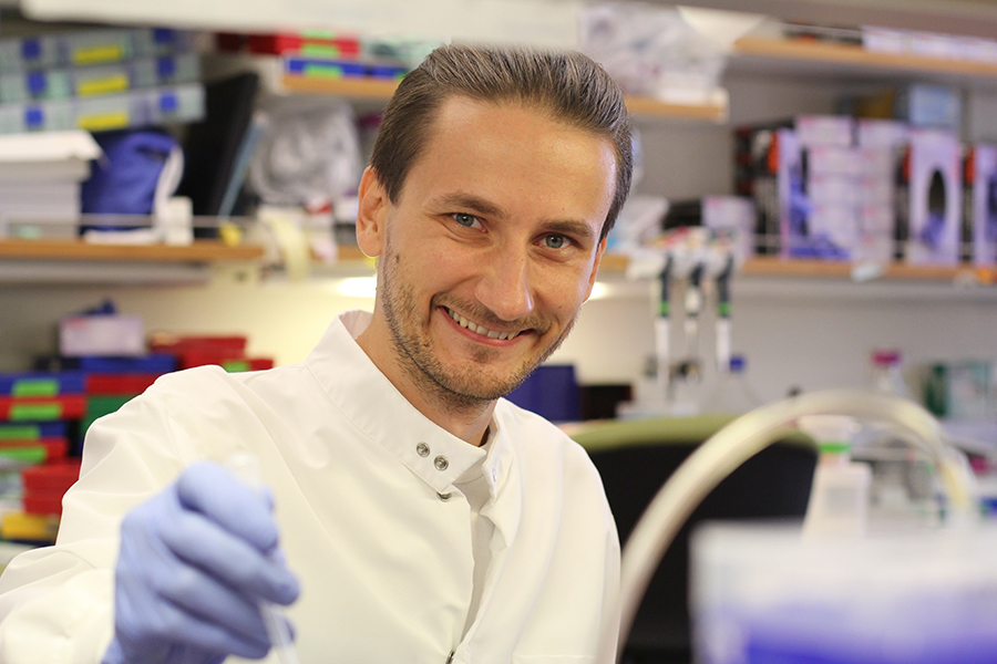 USCStemCell's tweet card. As a postdoctoral fellow in the Department of Stem Cell Biology and Regenerative Medicine at USC, Peter Fabian has proven himself to be a big fish in the pool of aspiring faculty ...