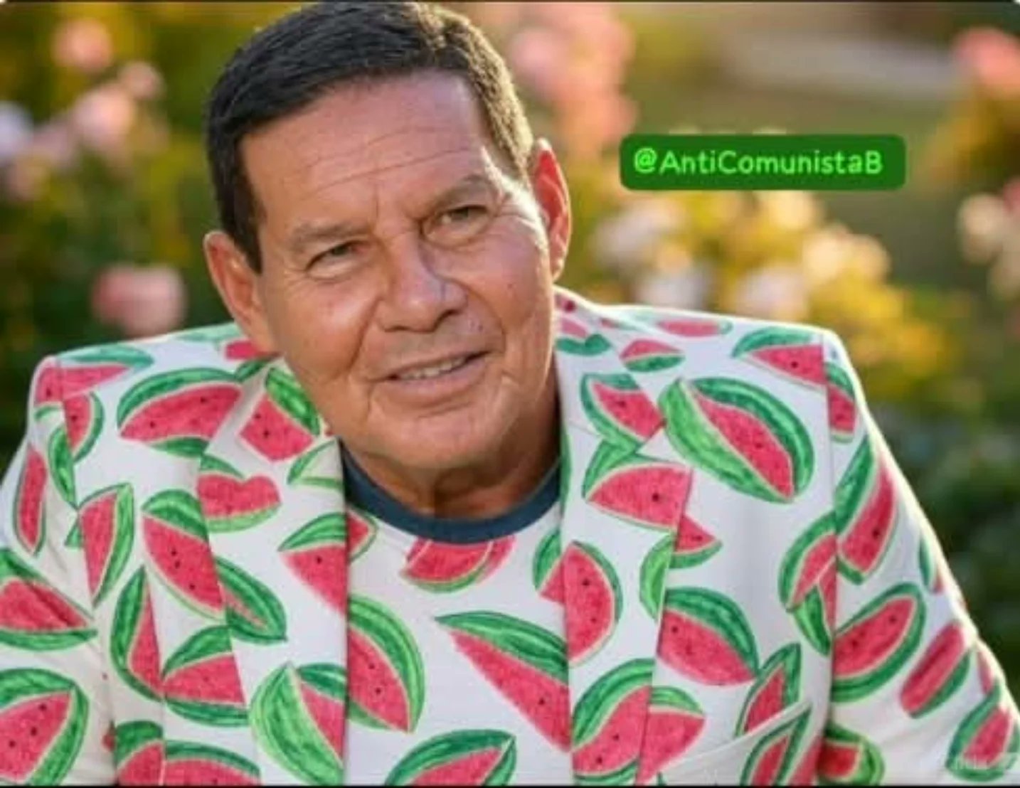 EVANDROBASTOS18's tweet card. Esse é o melancia mais fel@d@put@ do universo, apaixonado pelo sistema comunista chinês!