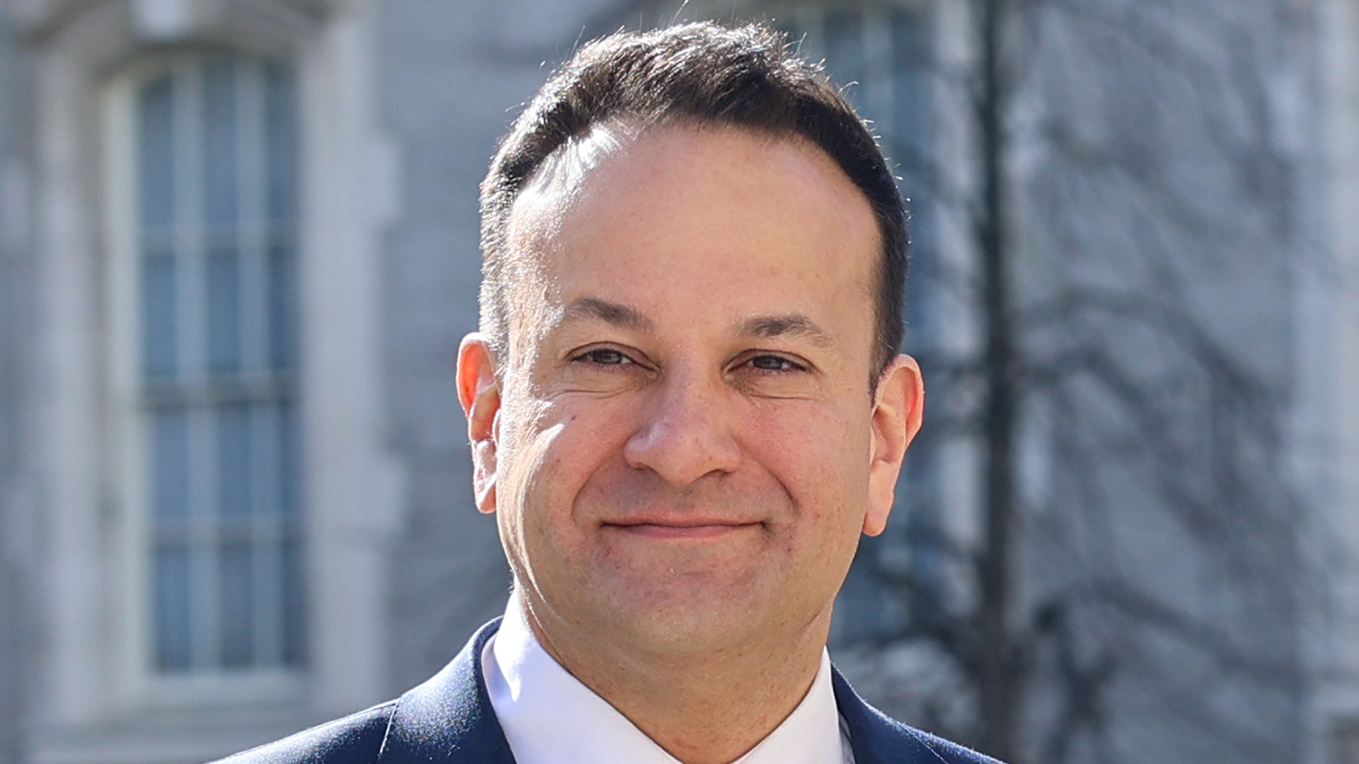 griptmedia's tweet card. Vast majority of respondents opposed.