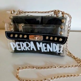 MoriPerri's tweet card. Una comunidad, miles de marcas y todos los estilos imaginables de segunda mano. ¿Tienes ganas de unirte? Descubre cómo funciona.