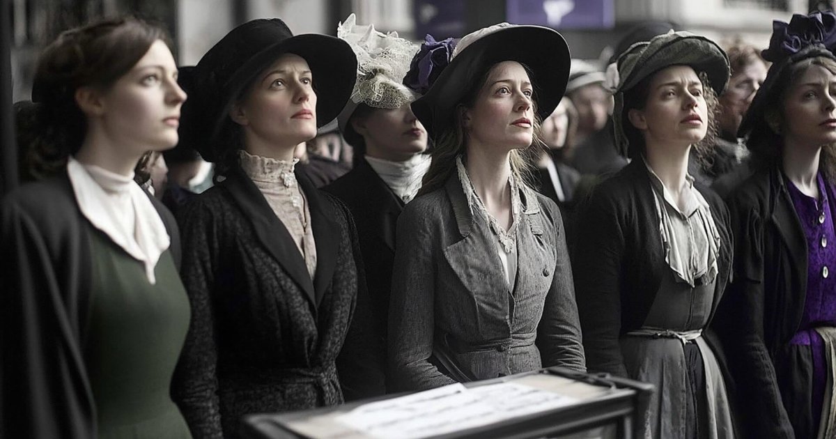 muyinteresante's tweet card. La posibilidad de actuar en igualdad de condiciones, sin importar el género: eso –tan sencillo pero tan trascendente– fue lo que se logró con el derecho al voto de la mujer hace más de un siglo en...