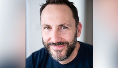 mark_odlum's tweet card. Actor Mark Odlum Uses Psychedelics to Successfully Quell Cluster Headaches Today, we’re delighted to sit down with the multi-talented writer, actor,