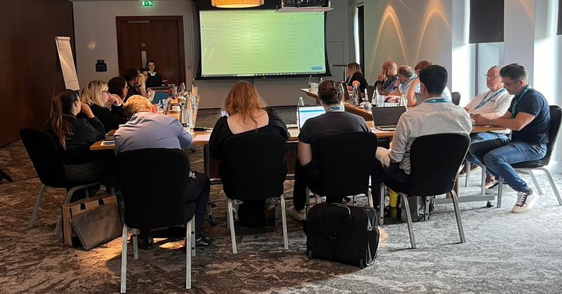 Tweet card summary image