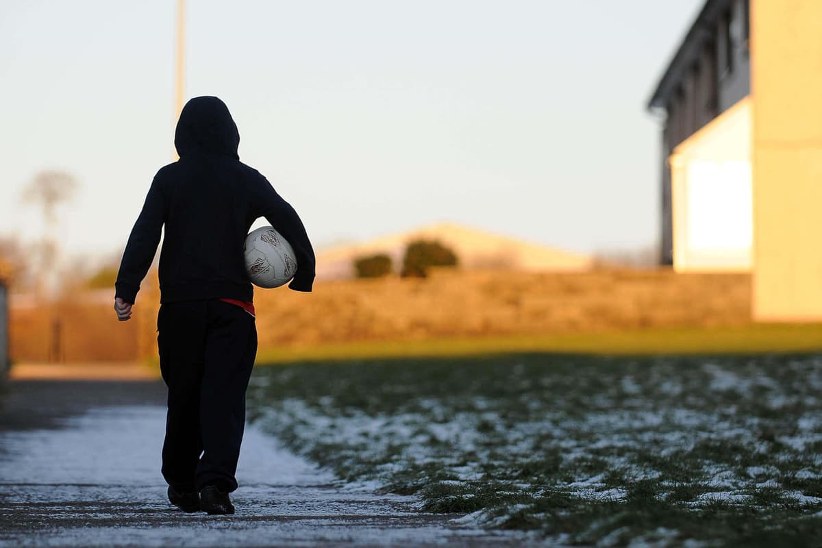 PeterStefanovi2's tweet card. The latest figure is the highest since comparable records began in 2002/03.