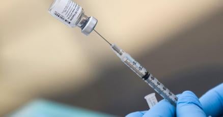 alex_n_boyd's tweet card. The ball is now in Health Canada’s court, as parents and educators eagerly await the first COVID-19 vaccine for younger kids.