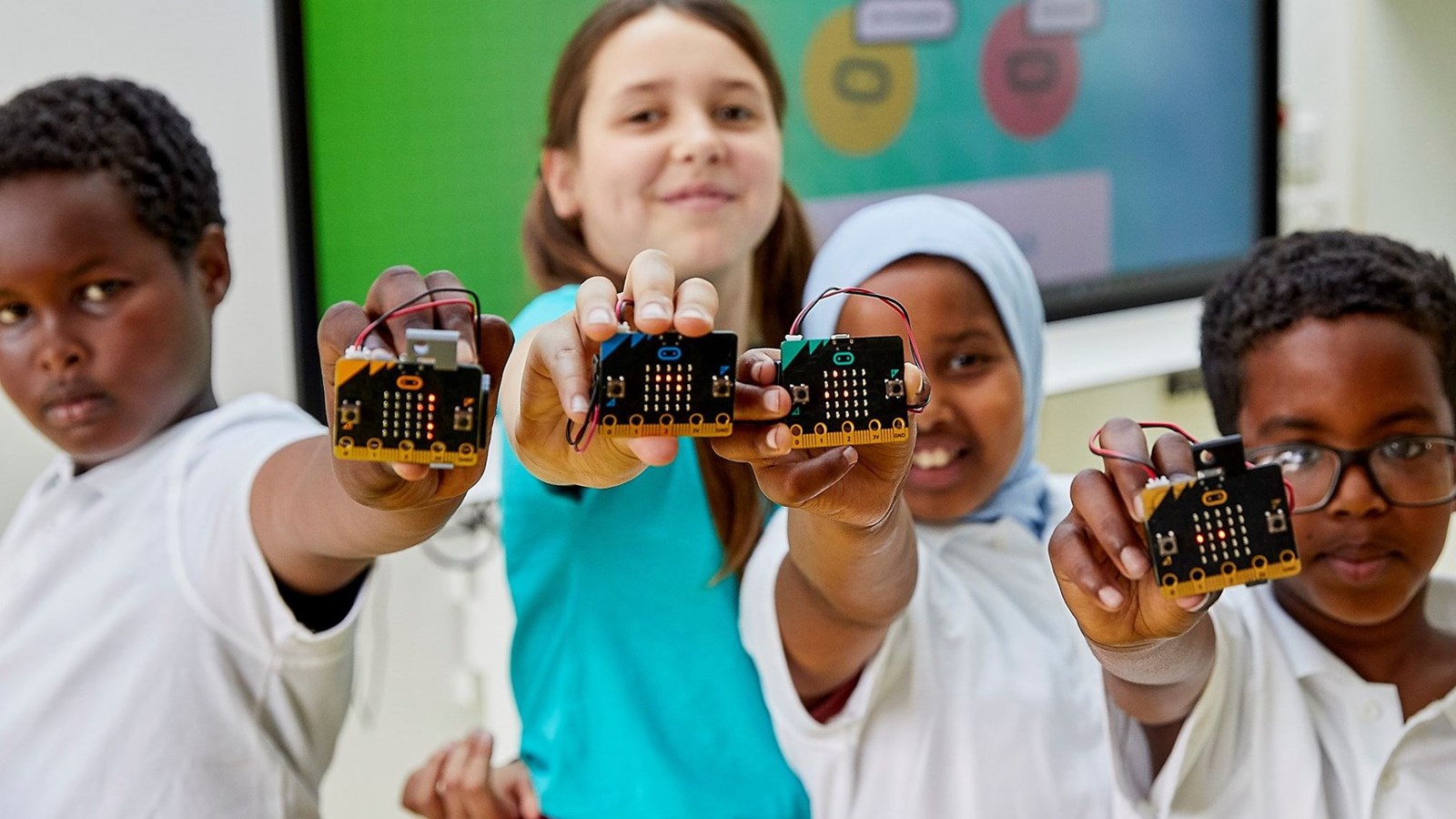 KidsCoding's tweet card. Surrey Schools receives 4,500 programming and robotics kits to enhance student learning