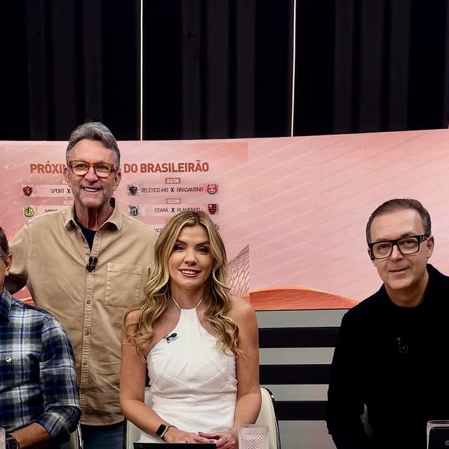 mariliaruiz's tweet card. Marília Ruiz (@mariliaruizoficial) • Instagram photo