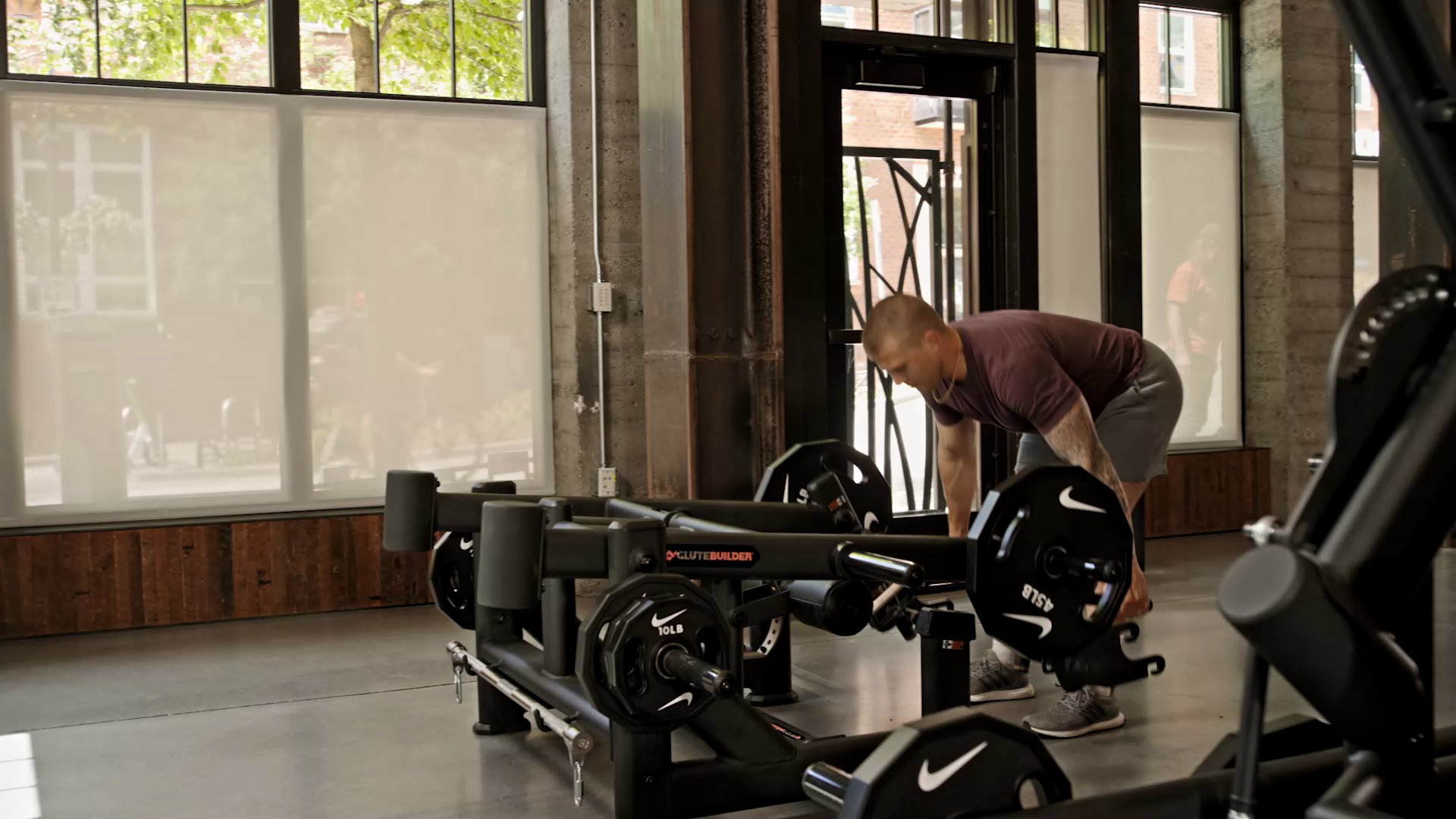 DFSGetEquipped's tweet card. PRODUCT-GLUTEBUILDER-30SEC-HD-071724