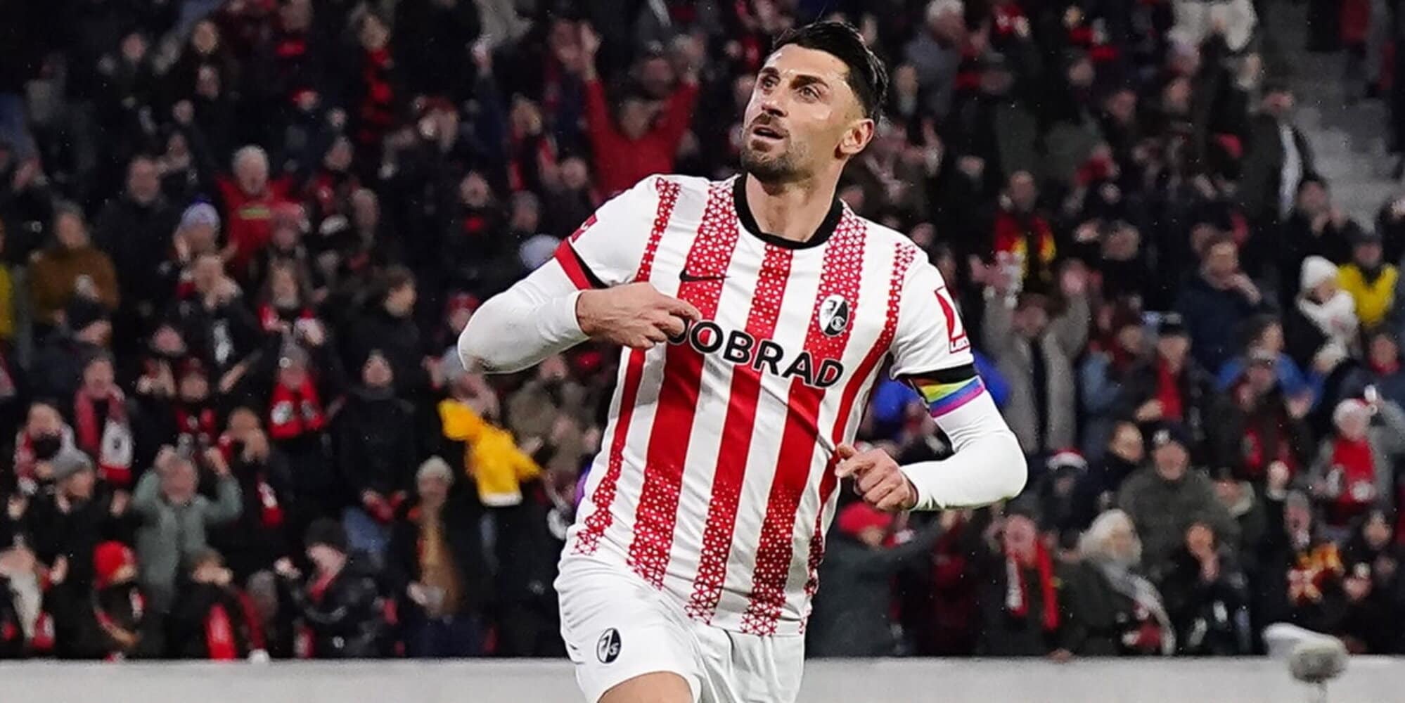 tuttosport's tweet card. Sconfitta in trasferta per lo Stoccarda. Pari per 1-1 tra Eintracht Francoforte e Wolfsburg: ospiti avanti con Zehnter, pareggio di Batshuayi al 96' su rigore