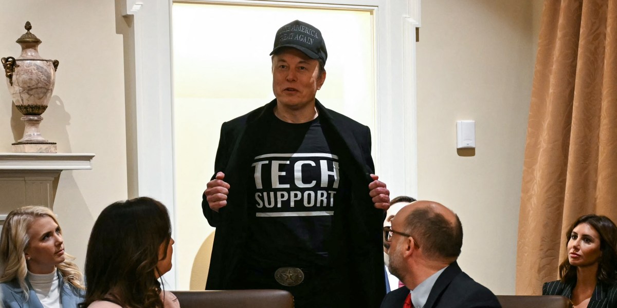 Shellzie661's tweet card. In a cabinet meeting, Elon Musk appeared to dramatically lower DOGE's savings goal.