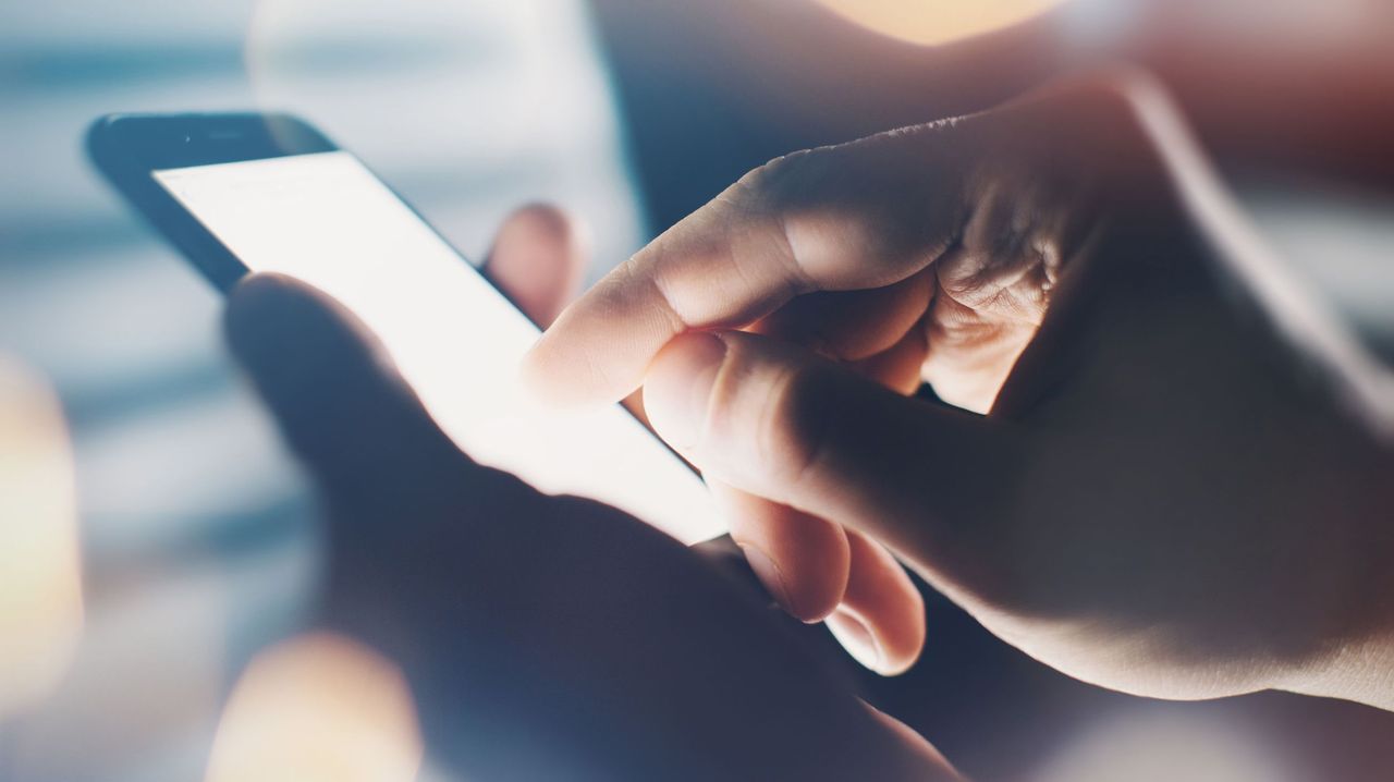 YahooNewsTopics's tweet card. 画像：アフロ