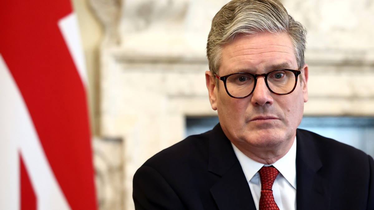 HackneyAbbott's tweet card. Sir Keir Starmer says too many people are trapped by ‘poverty of ambition’ as he announces plans to restrict top-ups to universal credit for those aged under 22