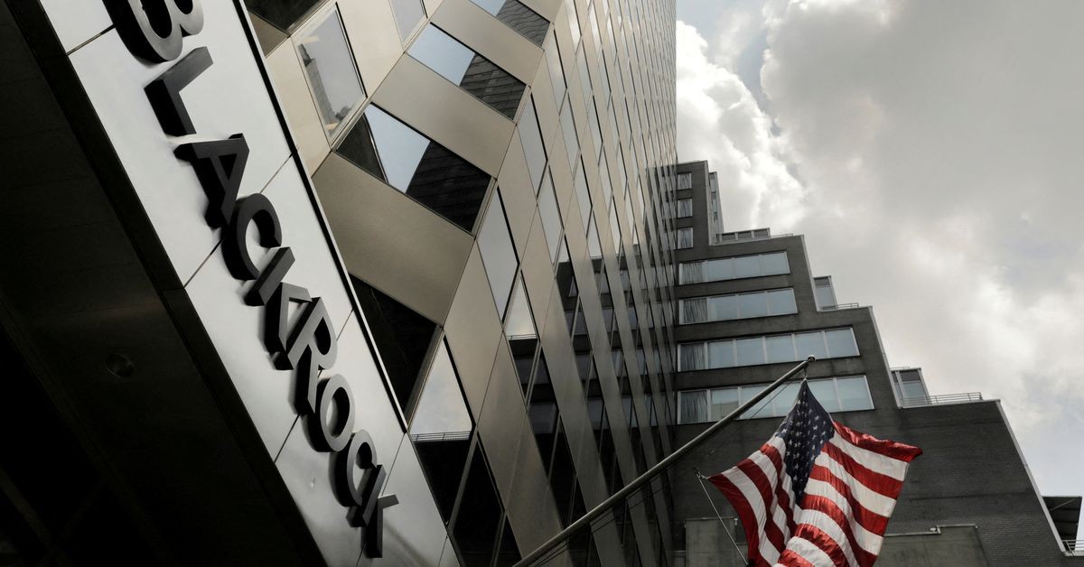 enlima's tweet card. The society (including the economy, which is a relevant part of it) need to move faster towards a less un-sustainable future. This is an important step.