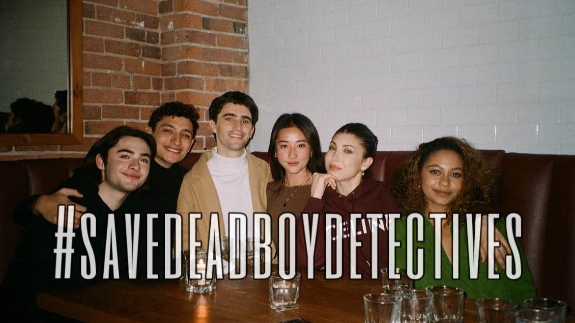 FafalRaeLynn's tweet card. Renew Dead Boy Detectives on Netflix