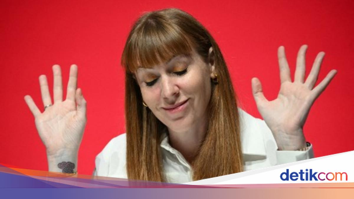 detikcom's tweet card. Wakil Perdana Menteri (PM) Inggris Angela Rayner mengundurkan diri setelah mengakui kurang bayar pajak properti.