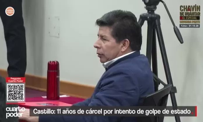 Cuarto_Poder's tweet card. Pedro Castillo fue sentenciado por intentar disolver el Congreso. La pena permite beneficios penitenciarios y podría dejar prisión en tres años