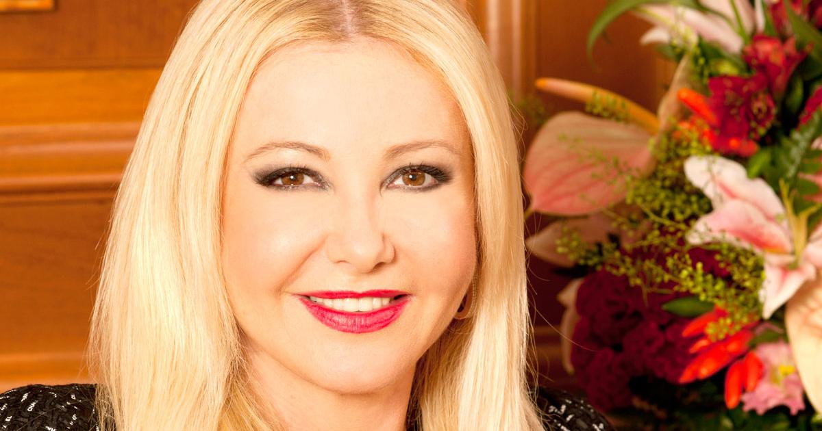 ImageModels_'s tweet card. Die schwerreiche Monika Bacardi lebte "in Angst". Ein Wiener ist in U-Haft, er spricht von Vertragsbruch.