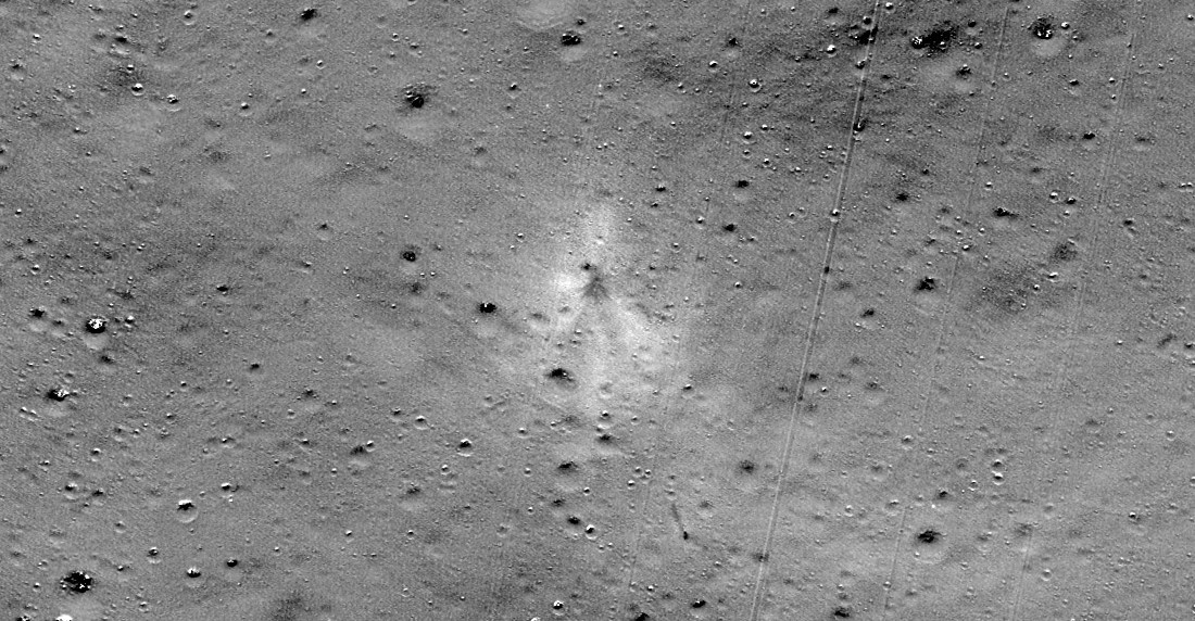 CodingGirlsOrg's tweet card. The Vikram lander has finally been found