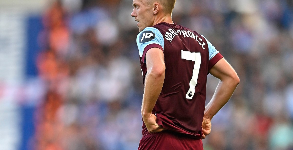 NMA_Blog's tweet card. GW-7 offers a mini-DGW for Luton Town and Burnley.