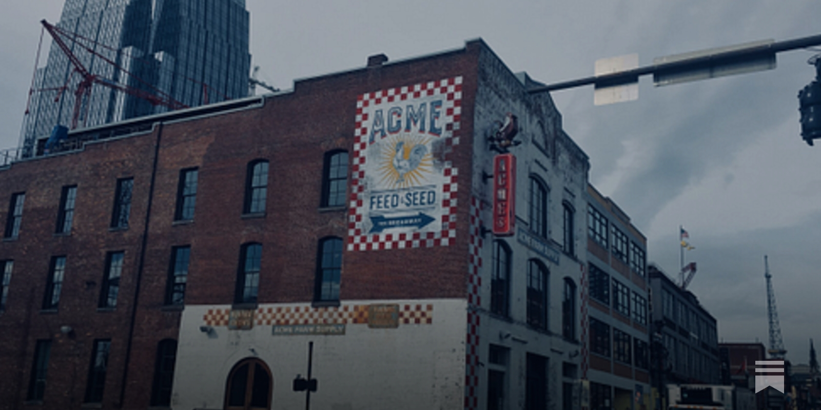 RedSoloTraveler's tweet card. Explore vibrant music scene of Nashville as I visit the historic Ryman Auditorium, walk through Broadway's lively dive bars, and experience the Grand Ole Opry