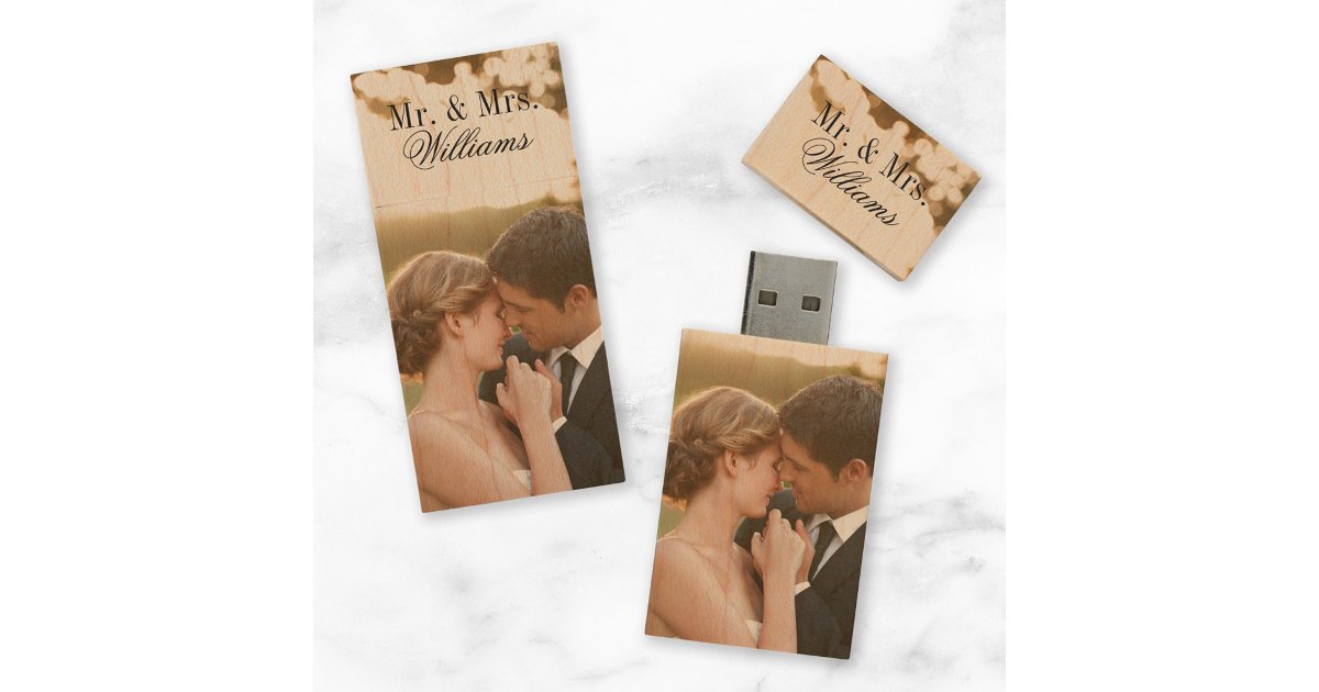 SweetZoeShop's tweet card. This custom wooden USB flash drive is a timeless keepsake, personalized with your wedding photos and printed with your monogram. Crafted from natural wood, it combines elegance and functionality,...