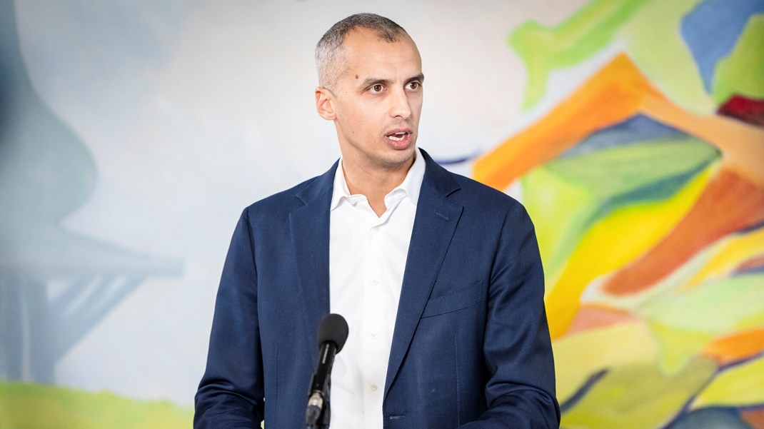 SigneLoentoft's tweet card. Planer om højere adgangskrav skal ses i sammenhæng med regeringens planer om at skabe en ny ungdomsuddannelse, siger undervisningsminister Mattias Tesfaye. Han vil helst lave en aftale med alle...