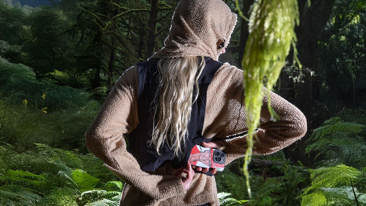 voguemagazine's tweet card. From RFID-blocking pockets to integrated carabiners, a new wave of guardian design, as coined by trend forecaster WGSN, is turning practical protection into a premium fashion value-add.