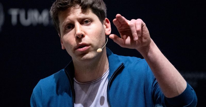 ATJCompOrgADE's tweet card. Tras el despido de Sam Altman, cofundador de OpenIA en 2015, el pasado viernes, este regresa a la empresa con el respaldo de Microsoft