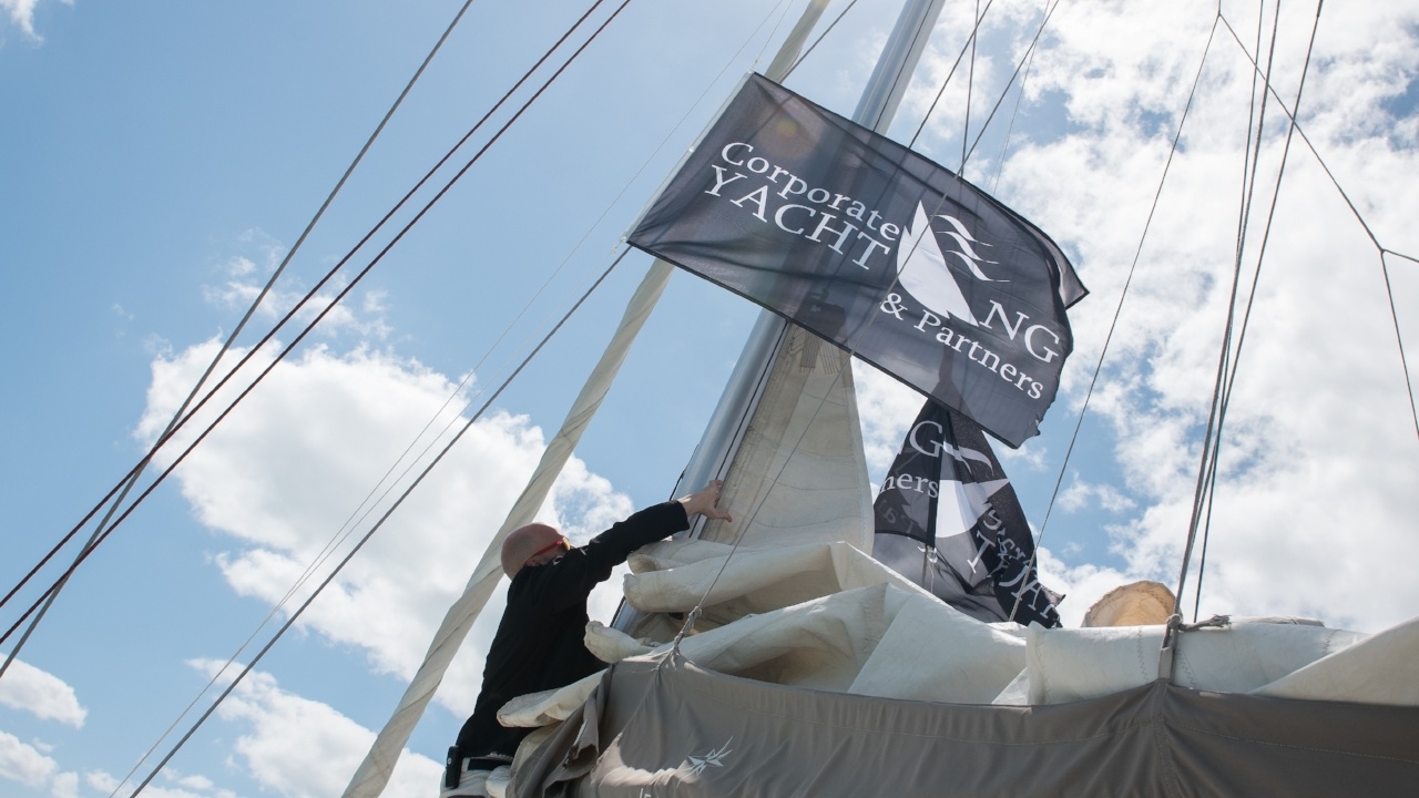 ATJCompOrgADE's tweet card. Descubre quiénes son los 16 LIDERES empresariales + UN EXTRA QUE NO TE PUEDES PERDER. Todos han cambiado el mundo A MEJOR pero ELLAS TE SORPRENDERÁN