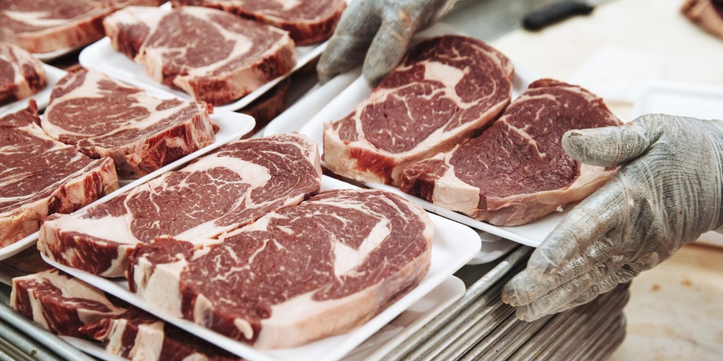 erikaedwardsnbc's tweet card. At least 42% of 1,500 doctors surveyed had never heard of alpha-gal syndrome, a tick-borne illness that can cause potentially life-threatening allergy to red meat.