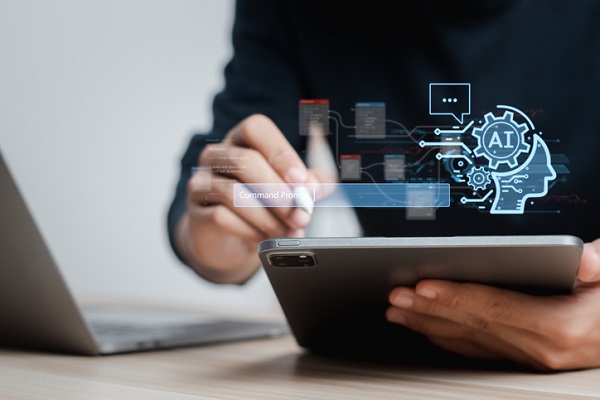 UKAuthority's tweet card. Two police forces test AI assistant for public enquiries | UKAuthority