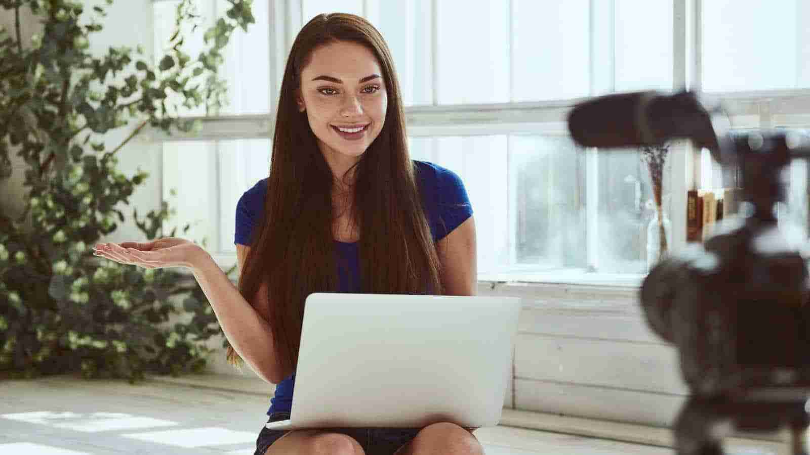 BlogBooty's tweet card. Unlock success for businesses and bloggers with our guide. Implement effective solutions, thrive in the digital world. Explore now at Blog Booty!