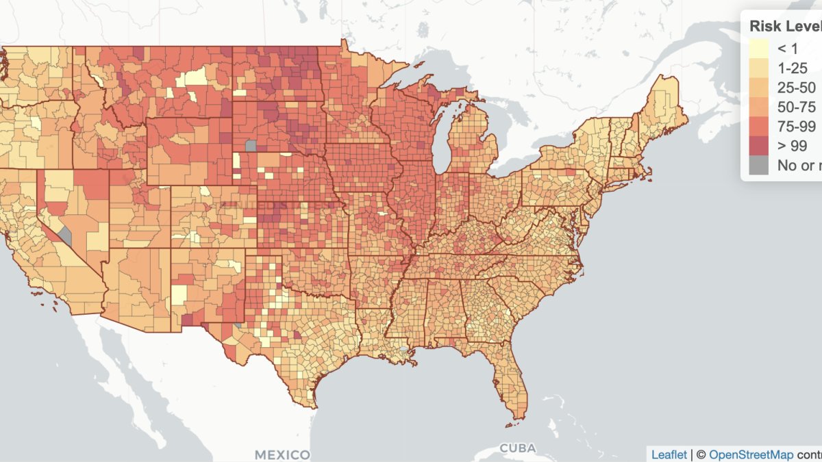 latimes's tweet card. Can you have Thanksgiving during the COVID-19 pandemic? Researchers have created an interactive map that estimates the risk you’ll face in any county.