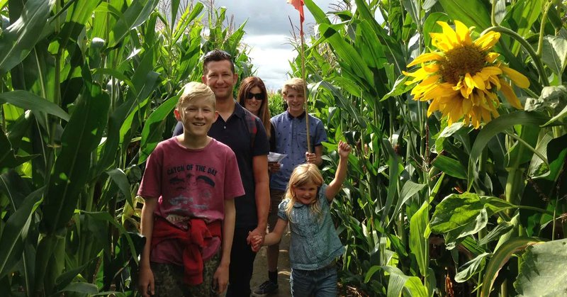 Tweet card summary image